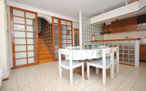 Apartment (A1) | Dining - Apartment Rina (Okrug)