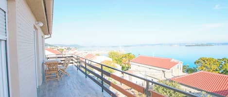 อพาร์ทเมนท์ (A2) | ระเบียง