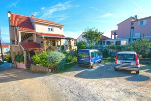 Building design - Apartment Marin (Tkon)