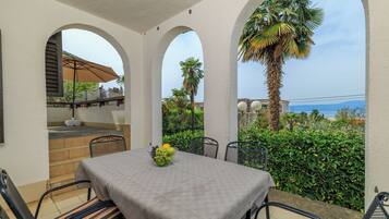 Apartment (A1) | Terrace/patio