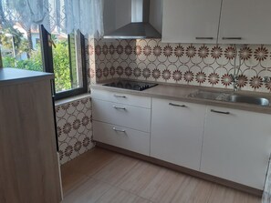 公寓 (A1) | 私人廚房 | 洗碗機、義式濃縮咖啡機、電熱水壺、冷凍庫