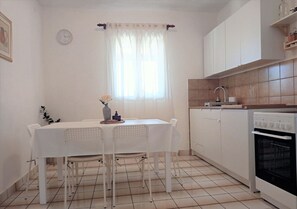 Apartment (A1) | Speisen