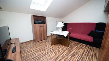 Apartment (A2) | Living room