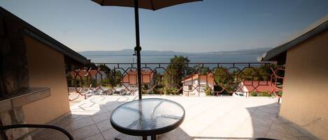 Apartment (A2) | Terrace/patio