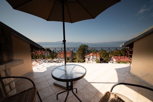 Apartment (A2) | Terrace/patio