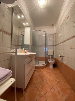 Apartment (A7) | Bathroom | Shower - Apartment Lina (Pag)