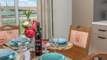 Apartment (A4) | Private kitchen | Fridge, stovetop, electric kettle, toaster