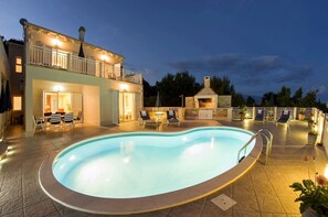 Outdoor pool - House Jure (Selca)