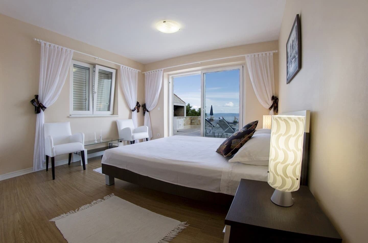 Casa | Ferros/tábuas de passar roupa, Wi-Fi de cortesia