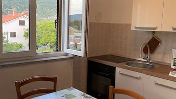 Apartment (A3) | Private kitchen