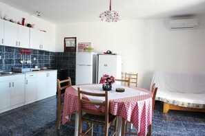 Apartment (A1) | Dining - Apartments Mari (Blato)