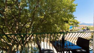 Apartment (A3) | Balcony