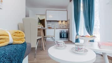 Apartment (A5) | Living room
