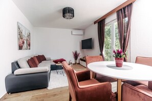 Apartment (A6) | Private kitchen