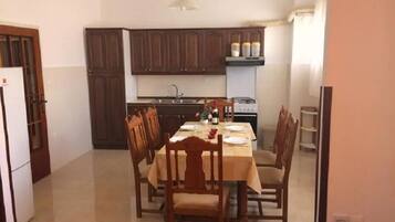 Apartment (A5) | Private kitchen