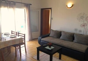 Apartment (A1) | Living room
