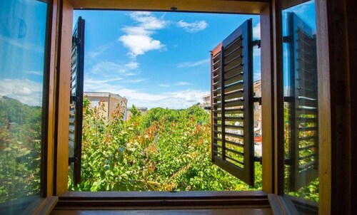 Apartment Mana