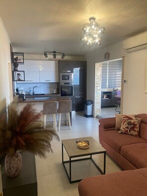 Apartment (A2) | Living room - Apartments Ita 1 (Postira)