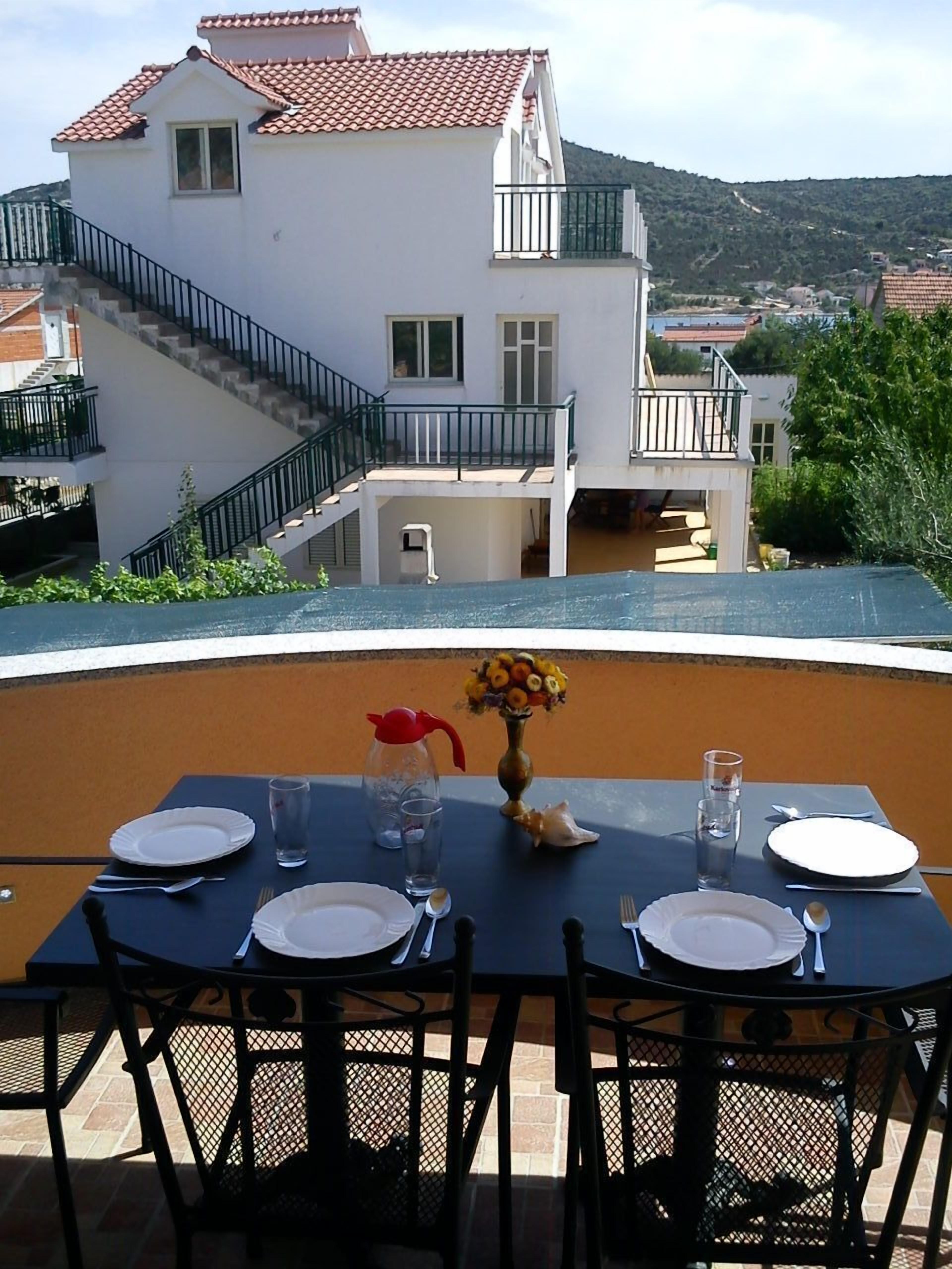 Apartment (A2) | Terrace/patio