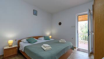 Studio (A2) | Interior