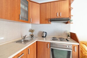 Private kitchen - Apartments Srecko (Kukljica)