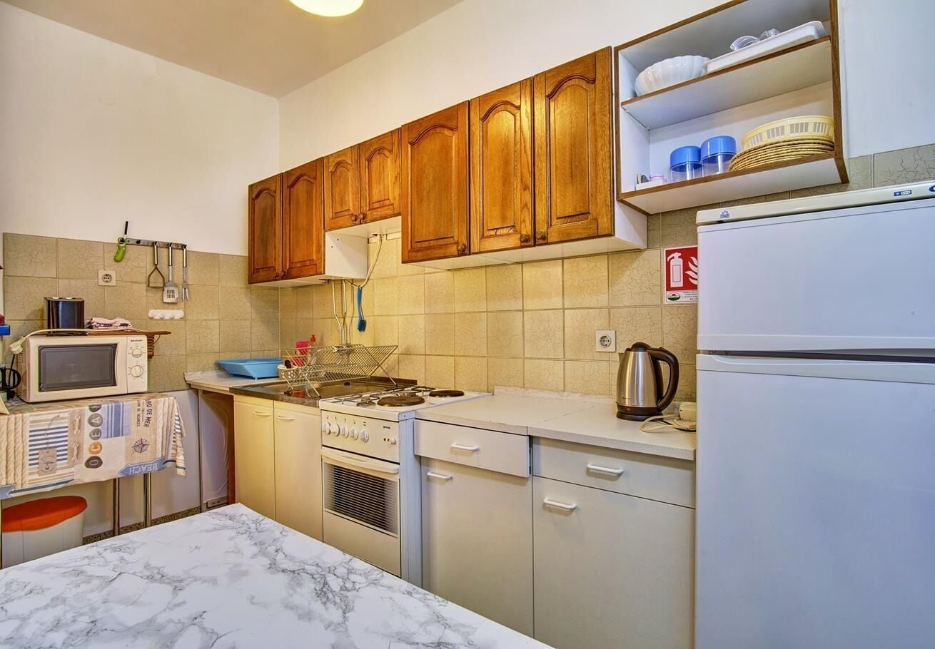 Apartment (A1) | Eigene Küche | Espressomaschine, Kühlschrank, Herdplatte, Wasserkocher