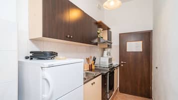 Studio (A4) | Interior