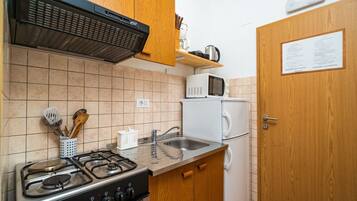 Studio (A2) | Interior