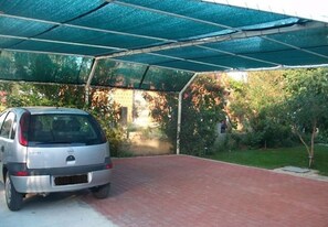 Free self parking - Apartment Mir (Tisno)