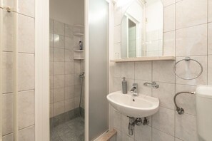 Apartment (A1) | Bathroom - Apartment Gordana (Dubrovnik)