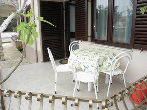 Apartment (A2) | Balcony - Apartments Ruzica (Tisno)