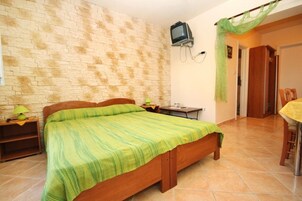 Tabla de planchar con plancha y wifi gratis 