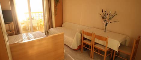 スタジオ (A2) | 内装