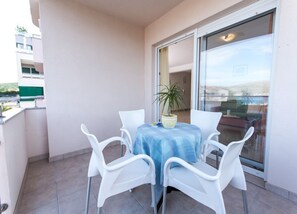Apartment (A1) | Terrace/patio - Apartment Slavica (Okrug)