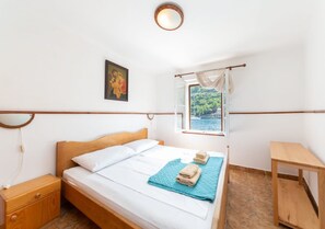 House - House Linker (Vis)