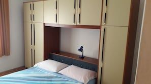 Appartement (A2) | Fer et planche Ă repasser, Wi-Fi gratuit