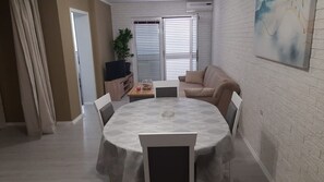 Apartment (A2) | Dining - Apartments Lapa (Tisno)