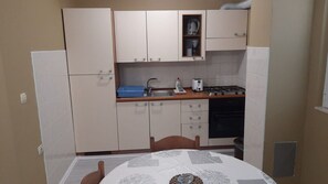 Private kitchen - Apartments Lapa (Tisno)