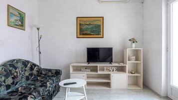 Apartment (A3) | Living room