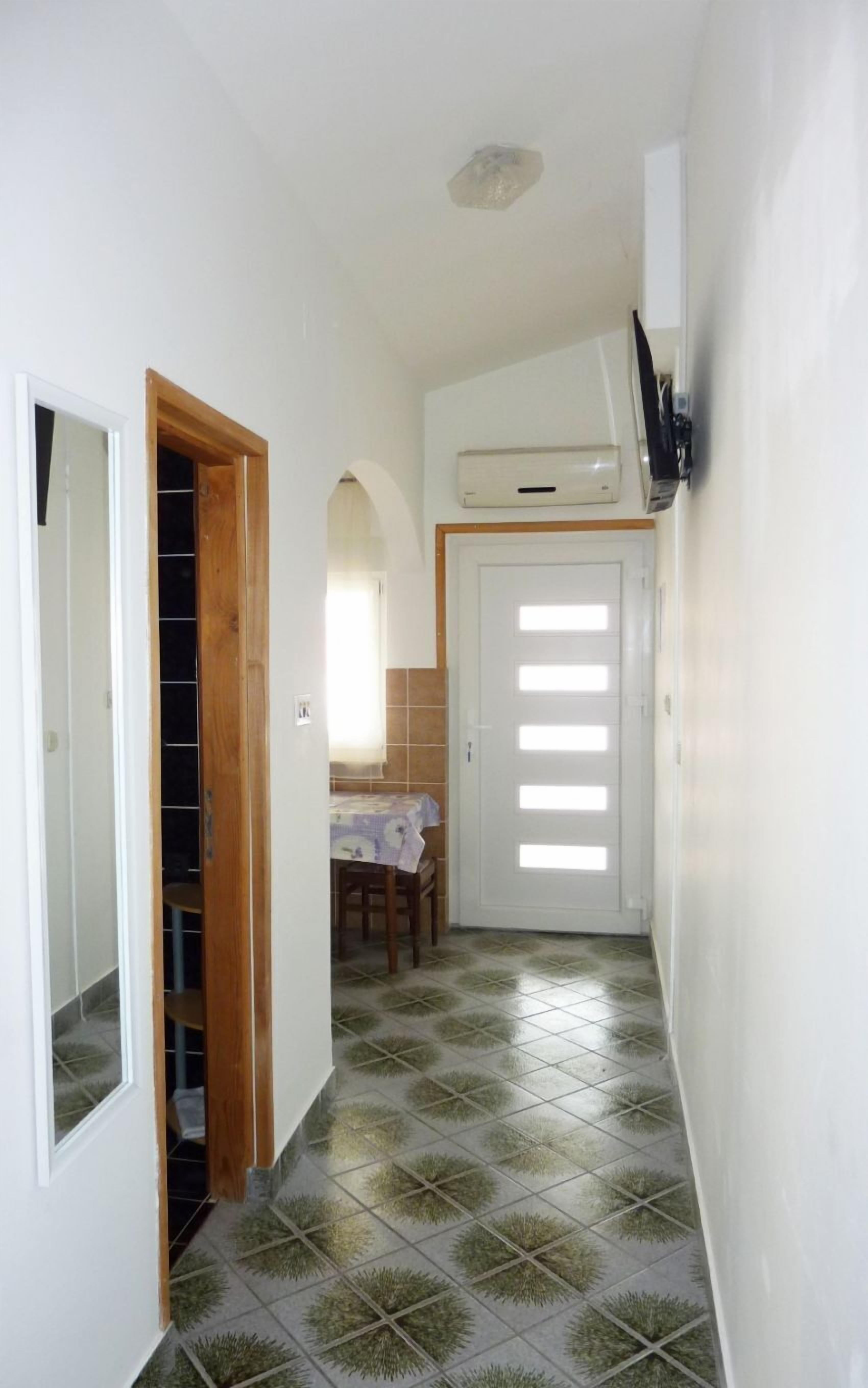 Apartment (A3) | Hallway