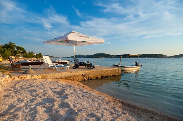 Beach nearby - House Lucmar (Rogoznica)