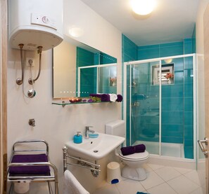 Ferienhaus | Badezimmer