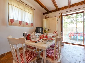 House | Dining - House Marija (Pag)