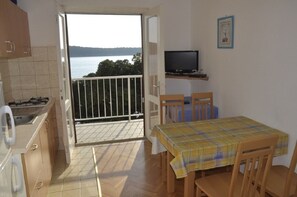 Apartment (A1) | Dining - Apartment Petar (Rab)