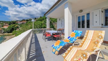 Casa | Ferros/tábuas de passar roupa, Wi-Fi de cortesia