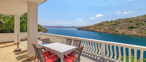 Casa | Vista al agua
