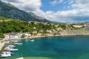 Beach nearby - House Ivanka (Karlobag)