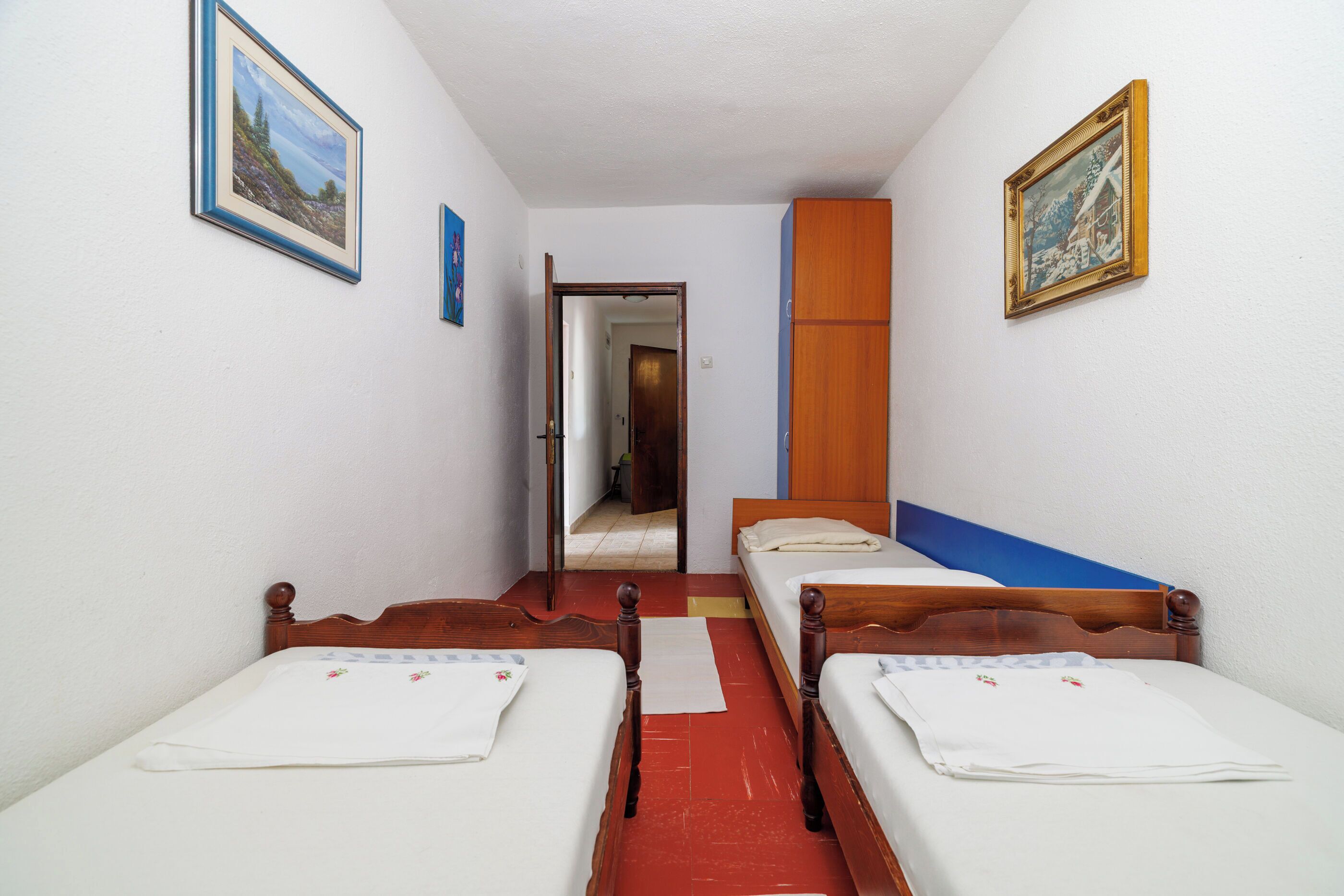 Tabla de planchar con plancha y wifi gratis 