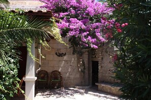 Exterior - House Davor (Sutivan)