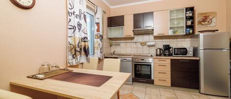 公寓 (A2) | 私人廚房 | 電冰箱、烤箱、爐台、洗碗機